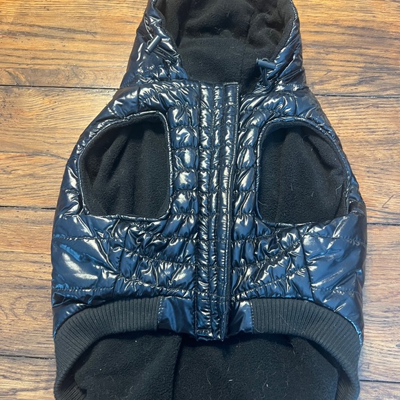 Canada Pooch Black Dog Jacket - Picture 2 of 3